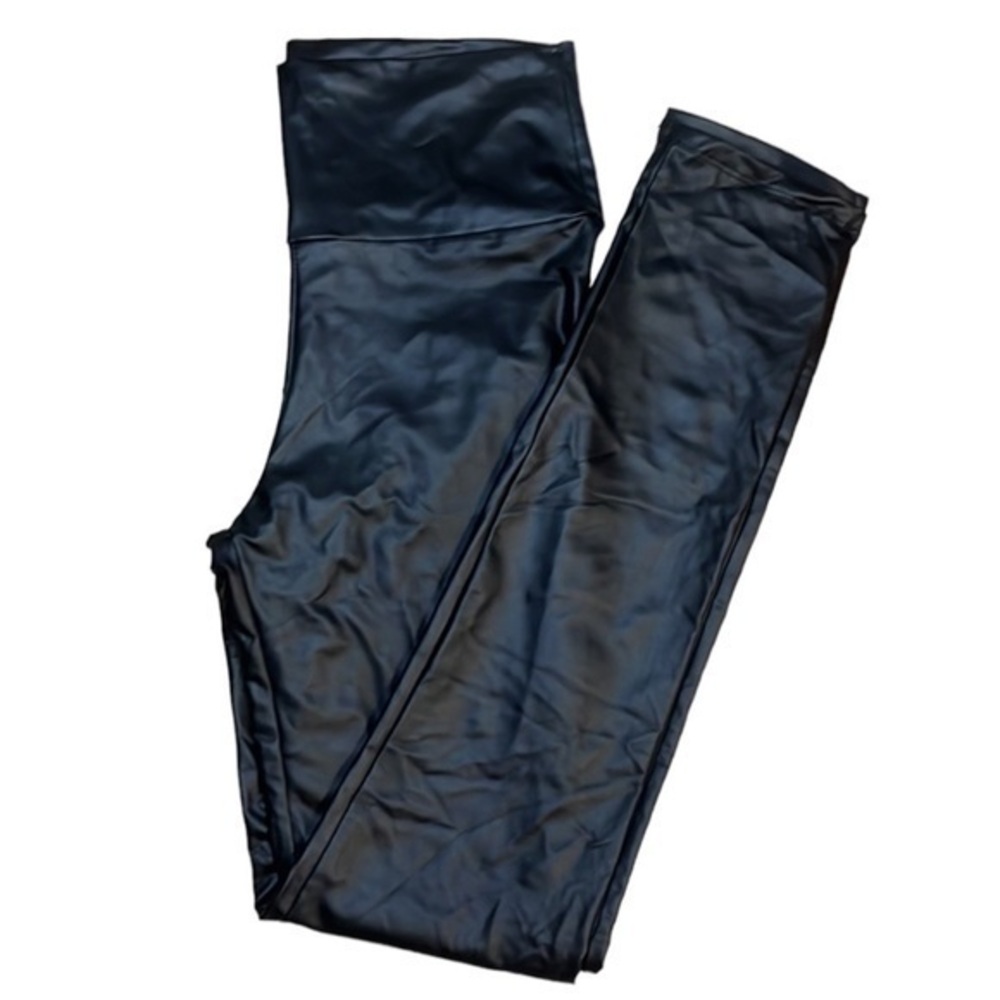CY Fashion Faux Leather Black Womens Size Medium